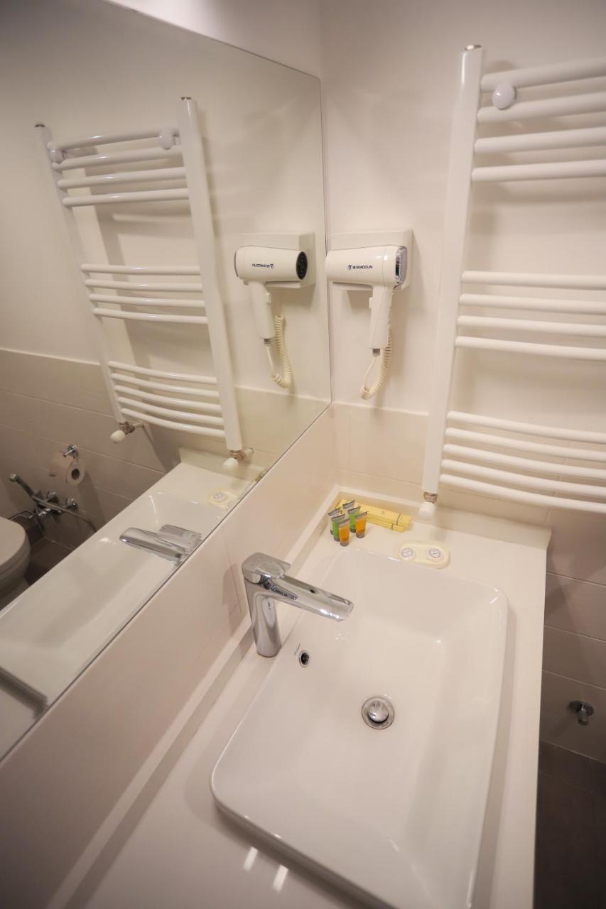 Hotel Sabu Tbilisi Ngoại thất bức ảnh